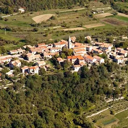 Istrian With Pool For 5 Guests Villa *
