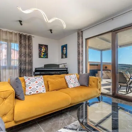 Istrian With Pool For 5 Guests Villa Roc